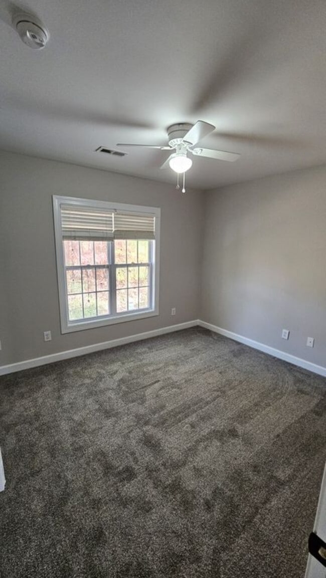 Building Photo - 412 Morning Star Dr