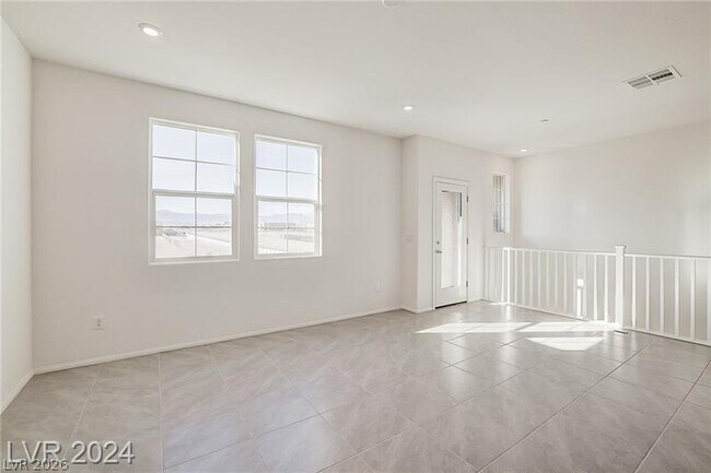 Building Photo - 5613 Steampunk St