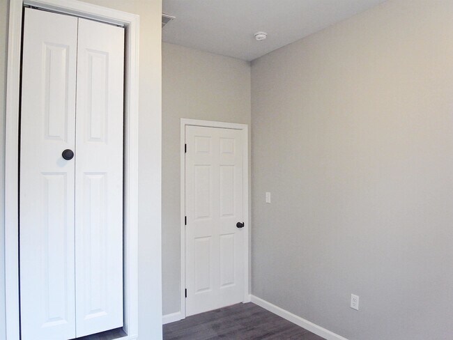 Building Photo - 119 Prospect St