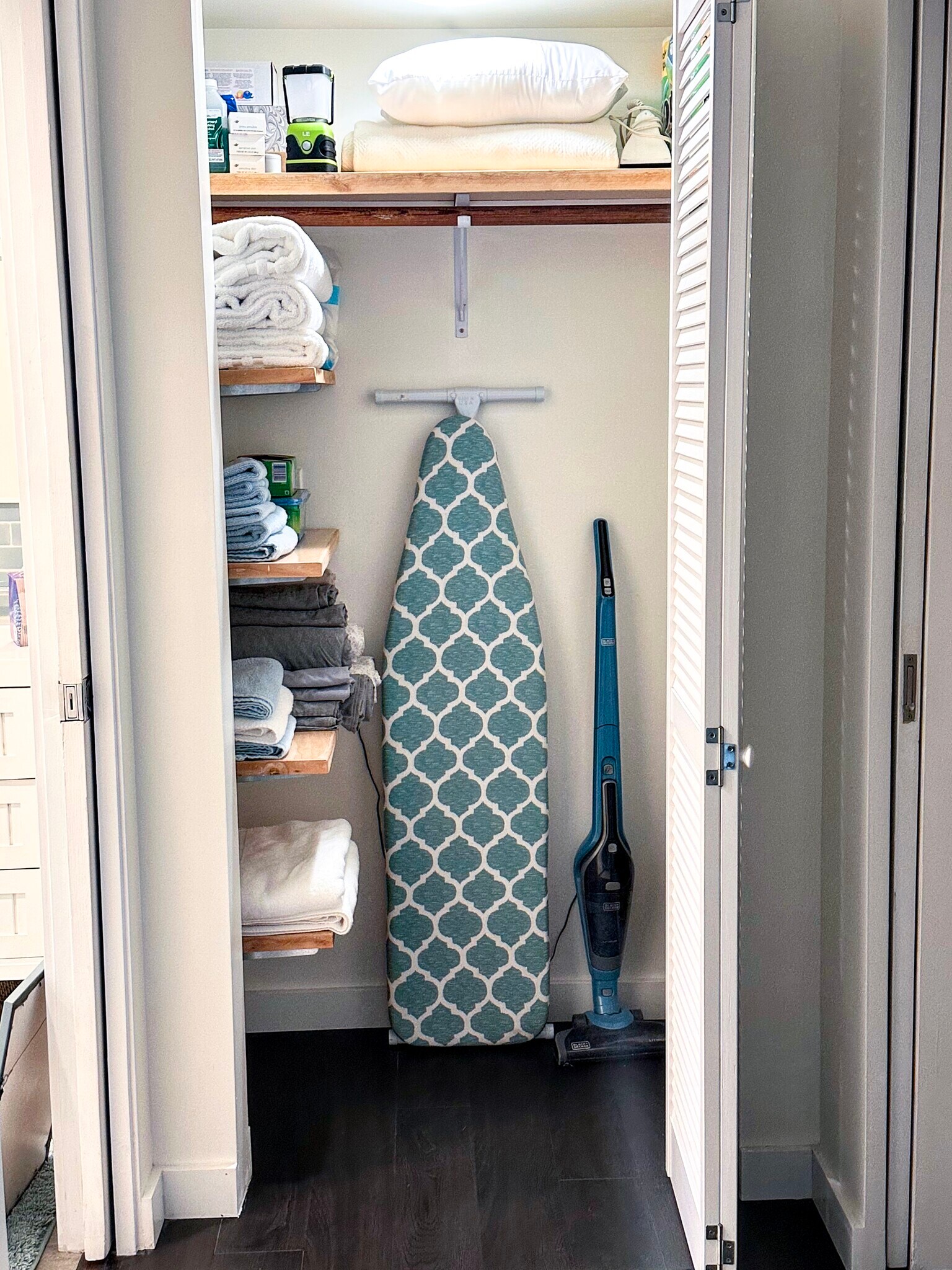 Building Photo - 11639 1st Ave NW