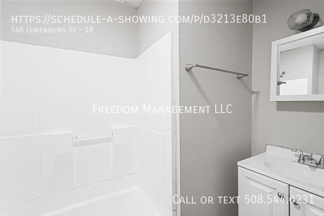 Building Photo - 168 Lunenburg St