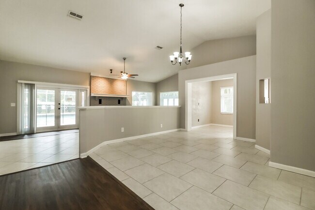Building Photo - 8807 Wellesly Ct