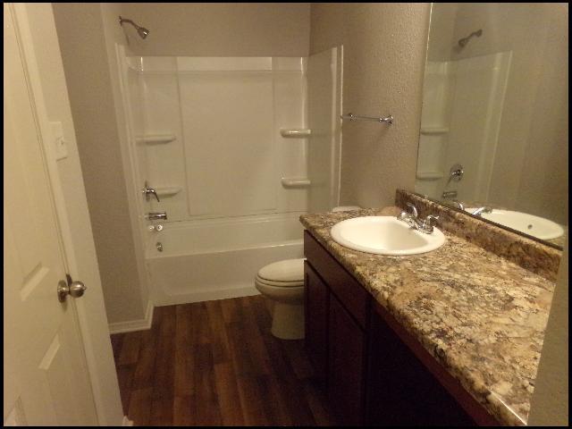 Building Photo - 6097 Saddle Hill Dr