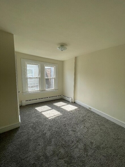 Building Photo - 6205 Mershon St