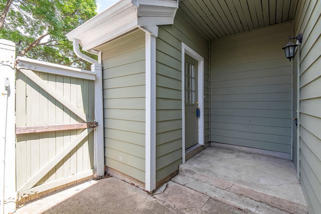 Building Photo - 6220 Bentwood Trail