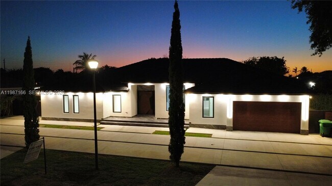 Building Photo - 19880 SW 134th Ave