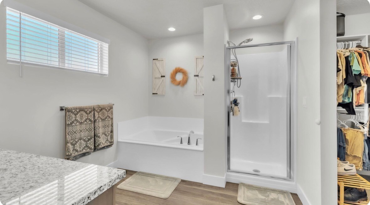 Master Bathroom - 45 E 970 N