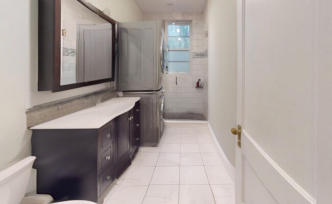 Building Photo - 35 Westbourne Terrace