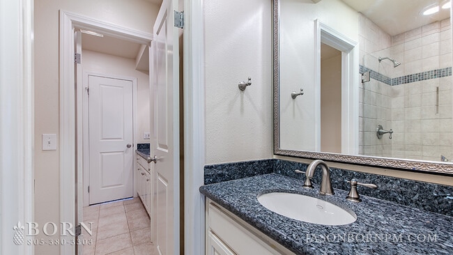 Building Photo - 5249 Colodny Dr