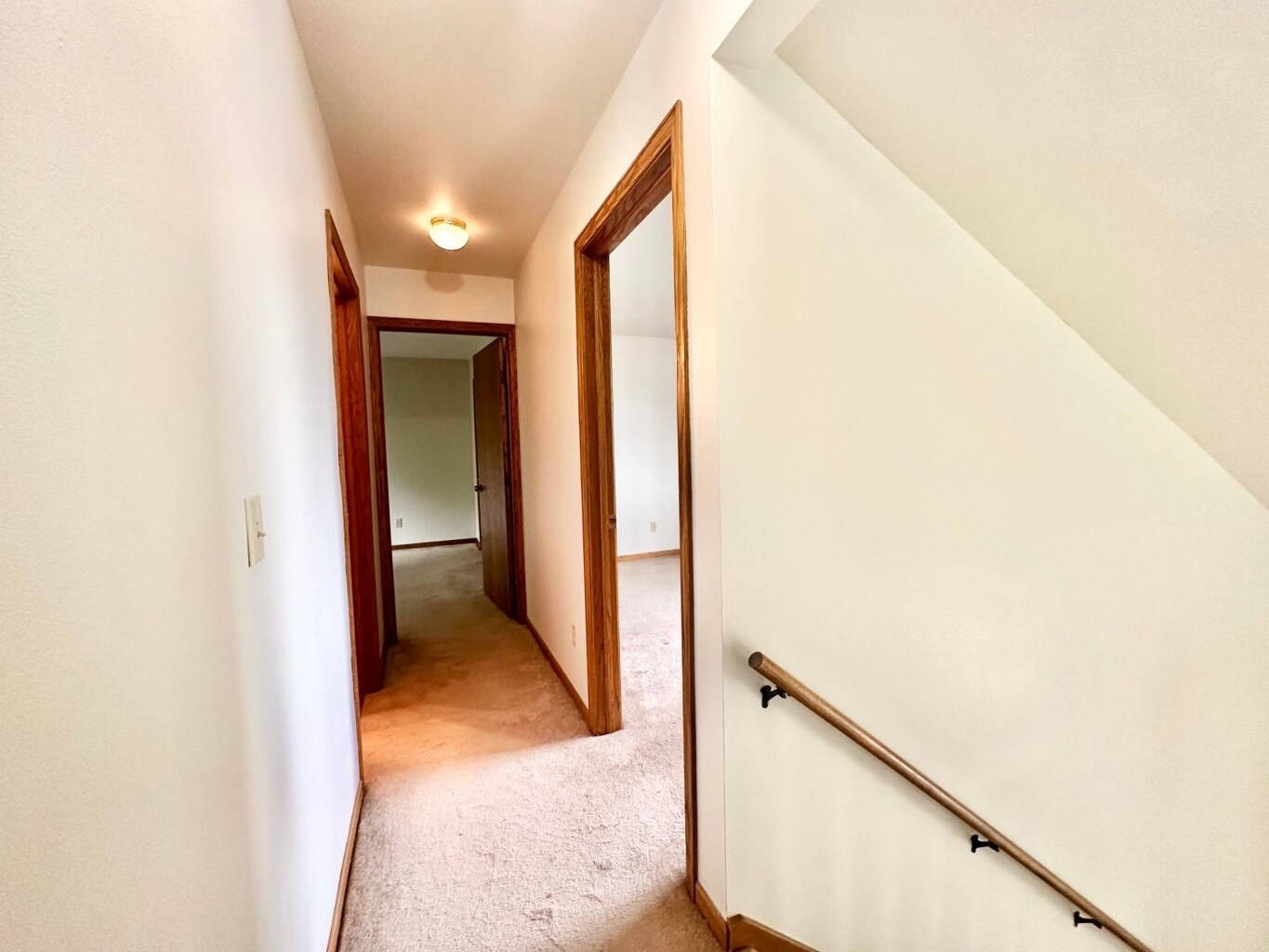 Building Photo - 1456 Meadowcreek Ct