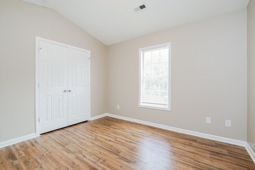 Building Photo - 35 Brantley Cir