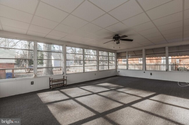 Building Photo - 23 Sunset Rd