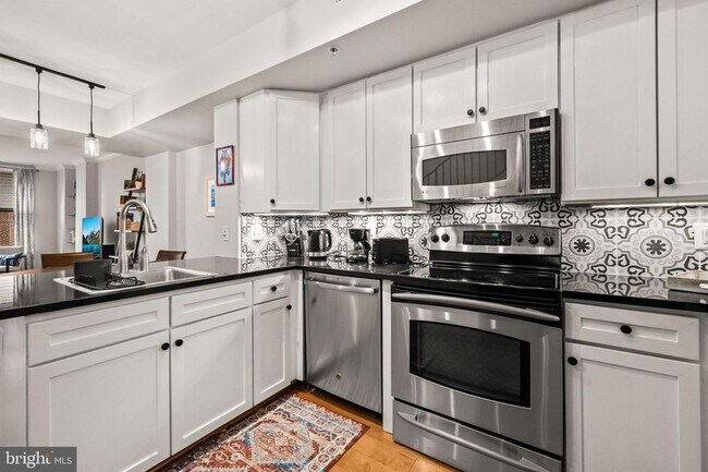 Building Photo - 631 D Street NW