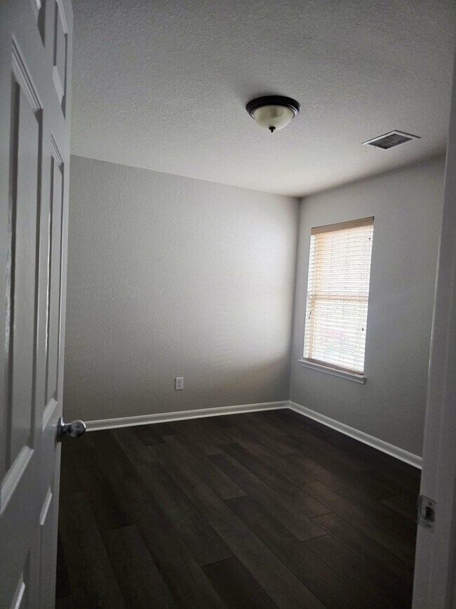 Building Photo - 15618 Sweet Maple Ct