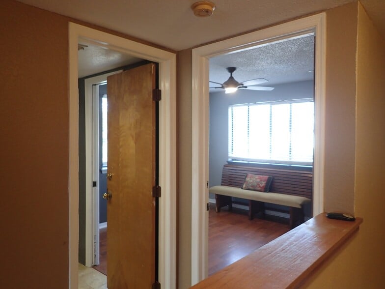 Building Photo - 9614 Tara Cay Ct