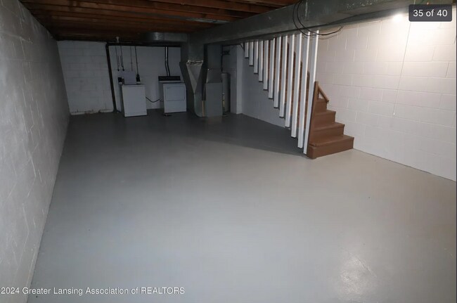 Building Photo - 3720 Malibu Dr