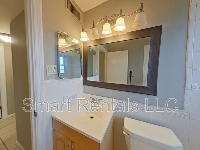 Building Photo - 6917 Colonial Woods Dr