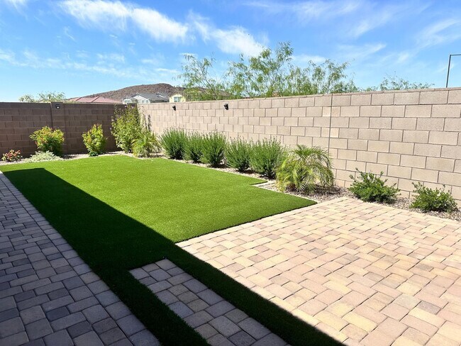 Building Photo - 28394 N 132nd Ave.