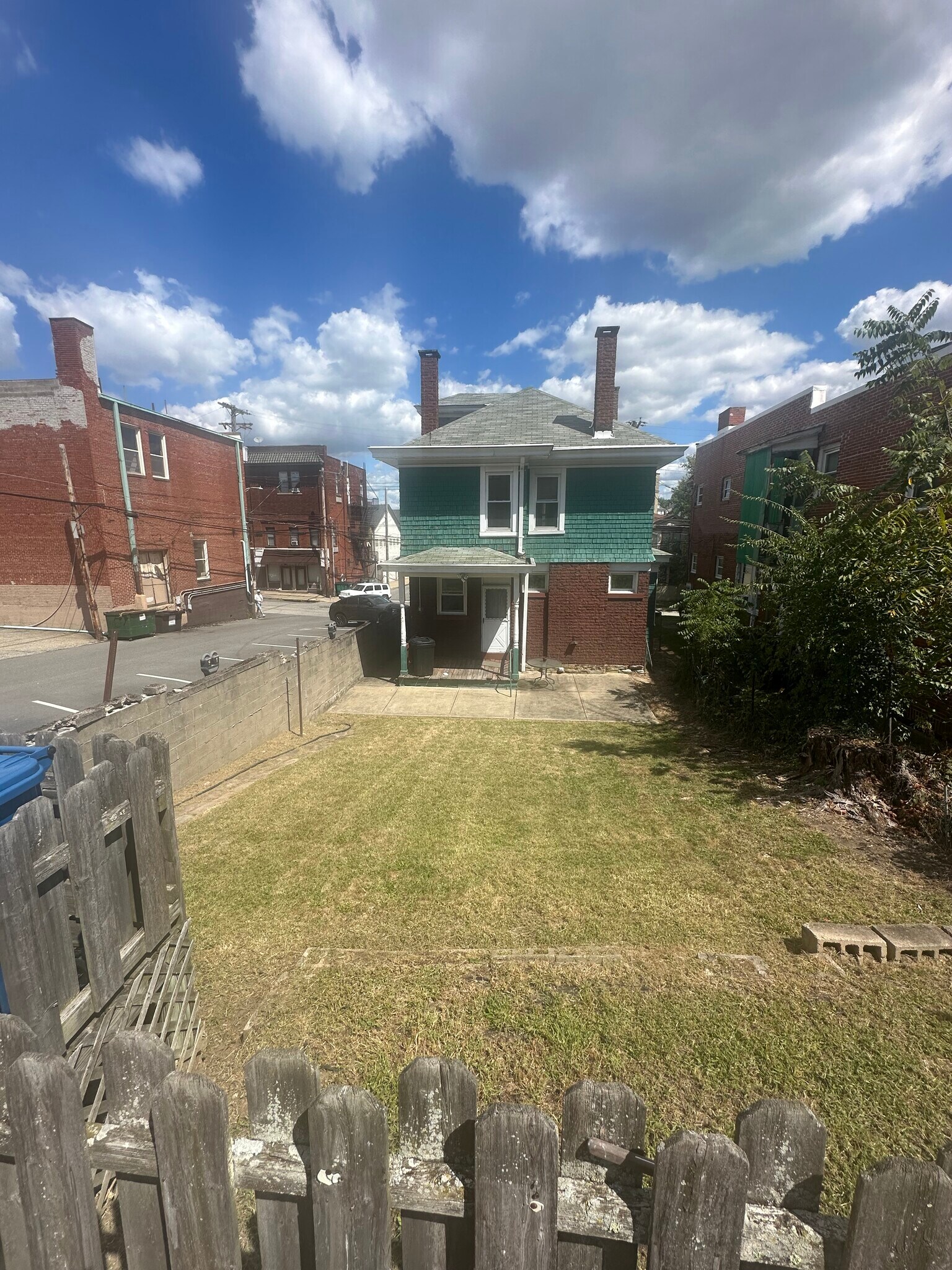 Back yard - 1359 Illinois Ave