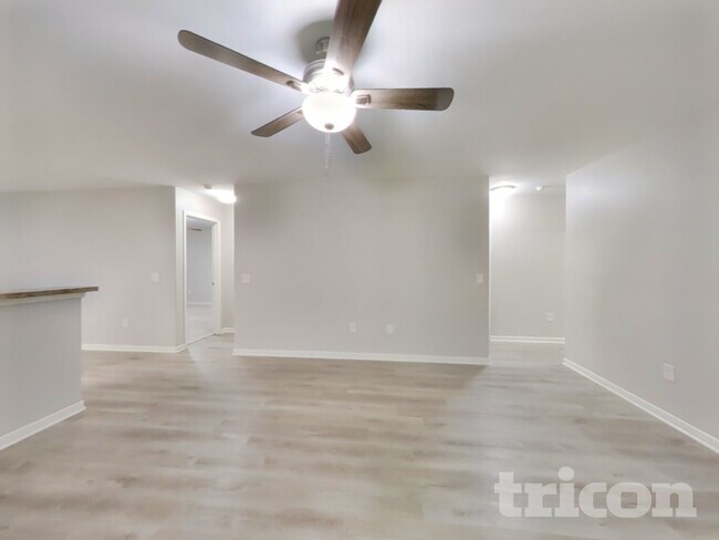 Building Photo - 9910 Waldens Pond Court