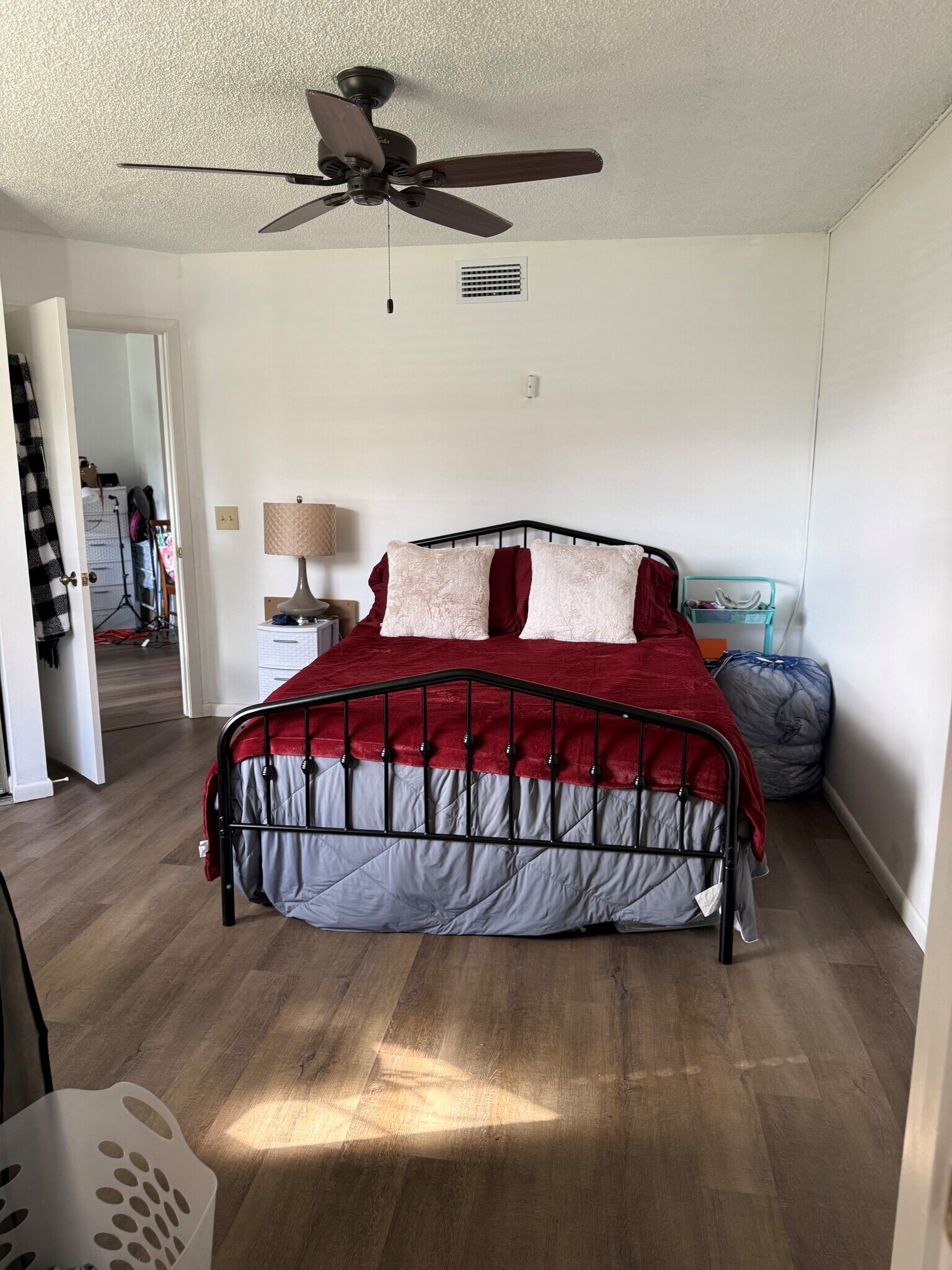 Building Photo - 2069 NE Collins Cir