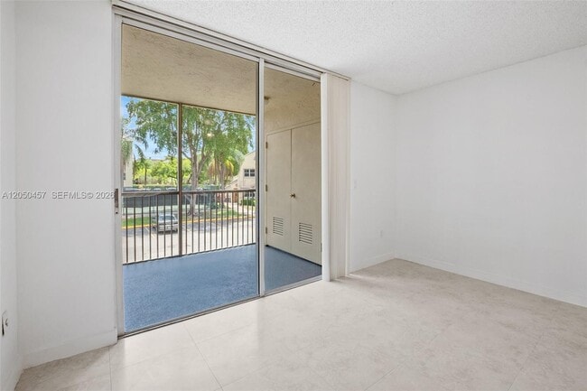 Building Photo - 8373 Lake Dr