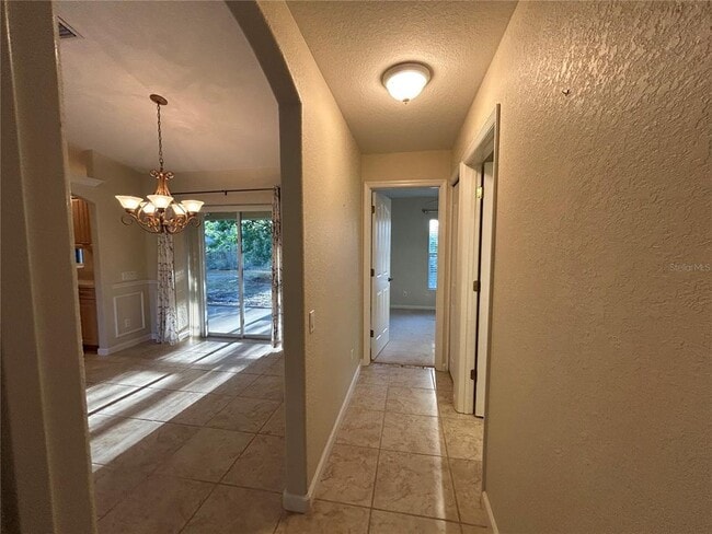 Building Photo - 1651 S Cranberry Blvd