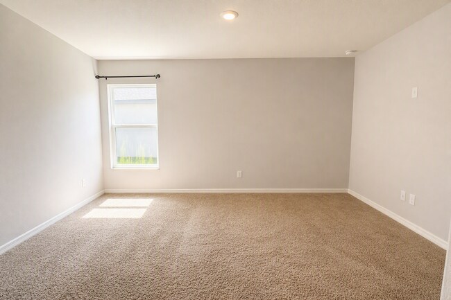 Building Photo - 4/2/2 Single Family Home in Celebration Pointe!