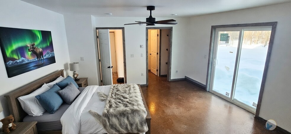 Building Photo - 2571 Old Mission Rd