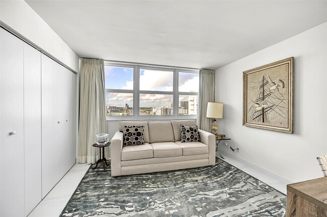 Building Photo - 1880 S Ocean Dr