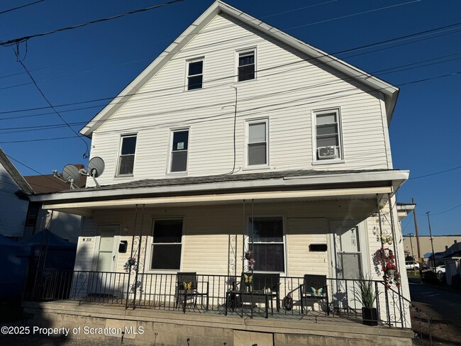 Primary Photo - 216 14th Ave