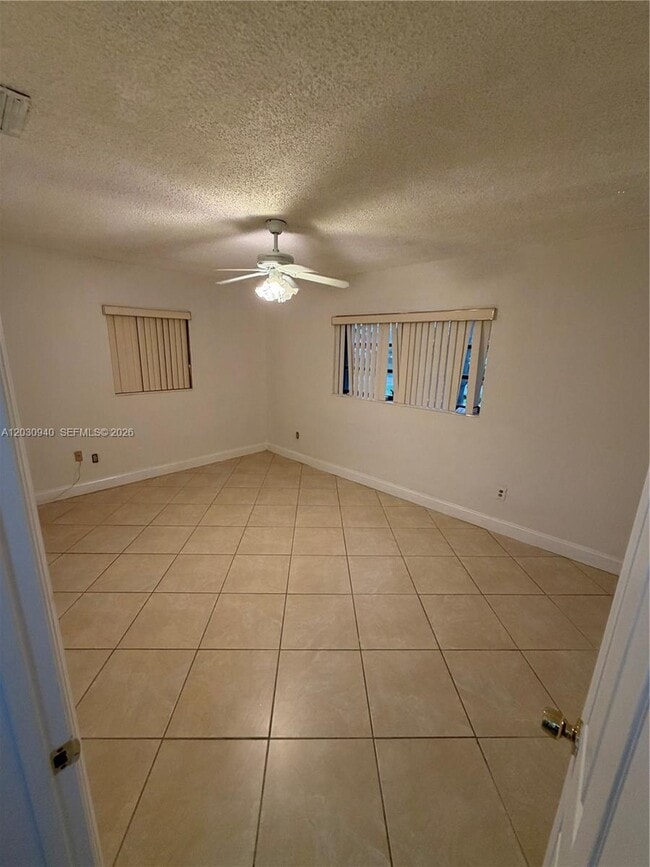 Building Photo - 3541 SW 125th Ct