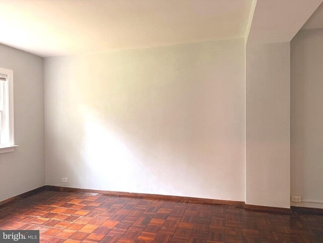 Building Photo - 3211 Ravensworth Pl