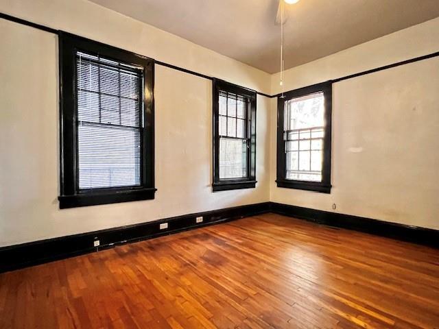 Building Photo - 378 9th St NE