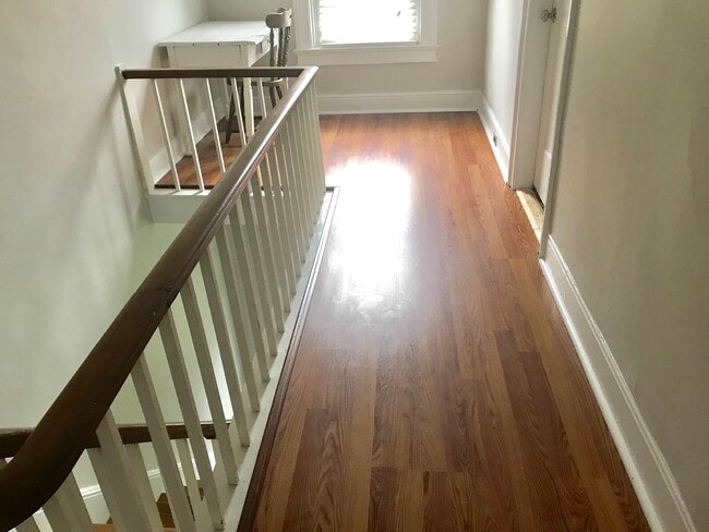 Building Photo - 191 Pulteney St