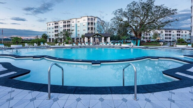 Building Photo - 12000 Sweet Pl