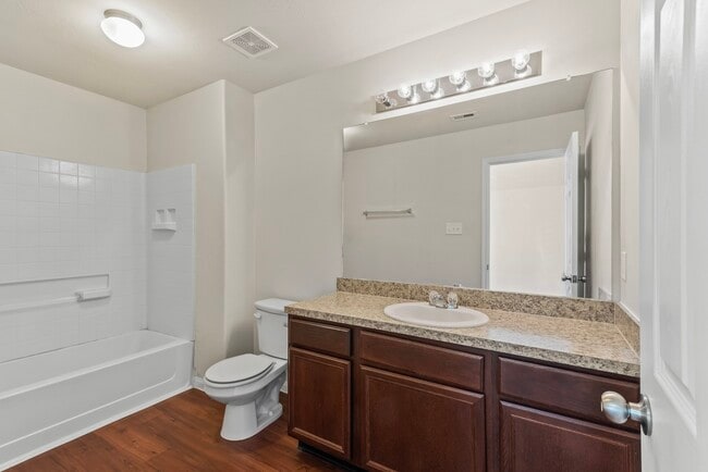 Building Photo - 15434 Bammel Oaks Ct