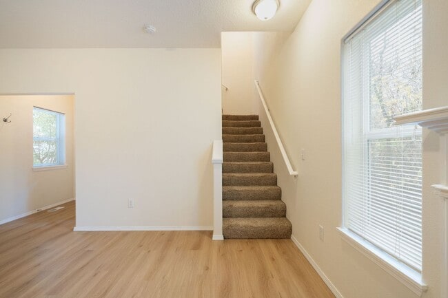 Building Photo - 17309 SW Benji Ct