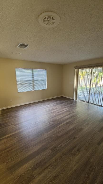 Building Photo - 231 Shore Ln