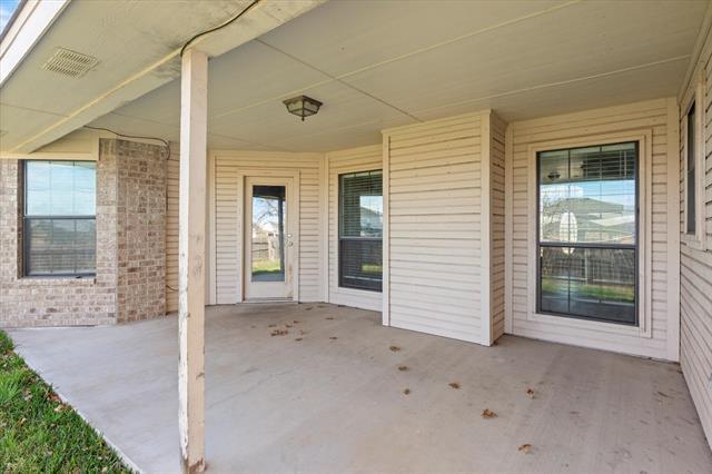 Building Photo - 6104 Alexus Dr