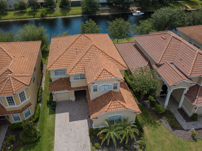 Building Photo - 5 BR 4 BA Home in Cory Lake Isles