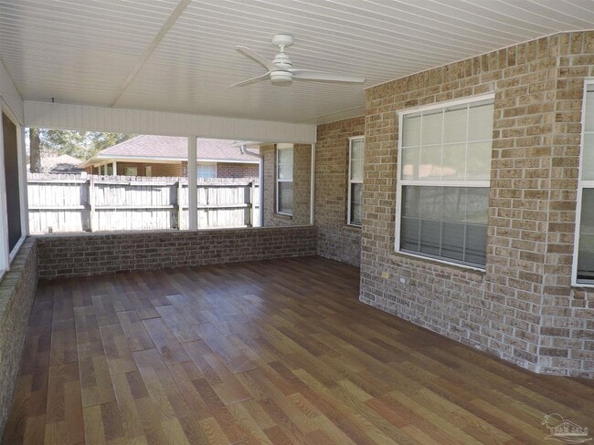 Building Photo - 5626 Rosebay St