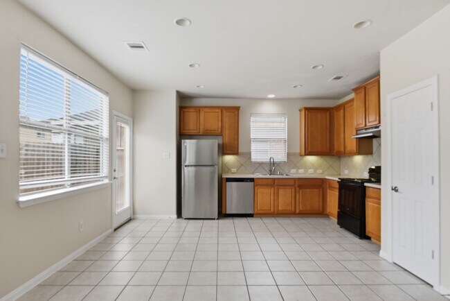 Building Photo - 1702 Bonnyton Ln
