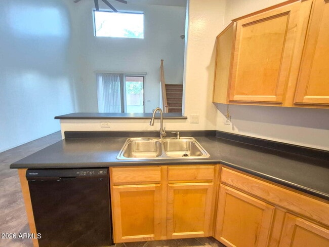 Building Photo - 16438 N 72nd Ln