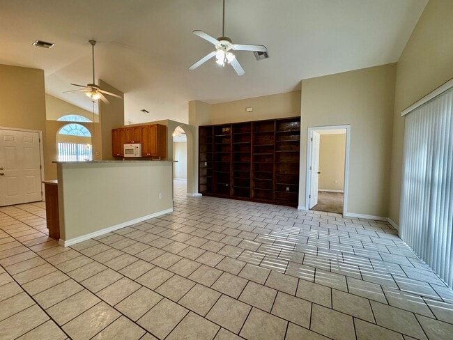 Building Photo - 3/2 Mount Dora Home with NO HOA!