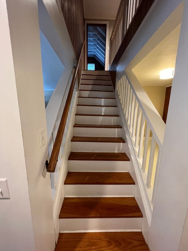 Building Photo - 453 Scott St