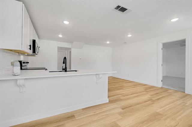 Building Photo - 4367 Alamo Ave