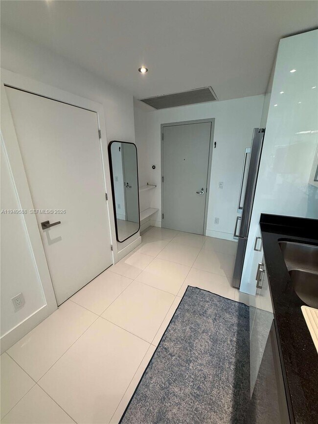 Building Photo - 60 SW 13th St