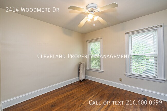 Building Photo - 2414 Woodmere Dr