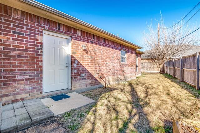 Building Photo - 8688-8690-8690 Holly St